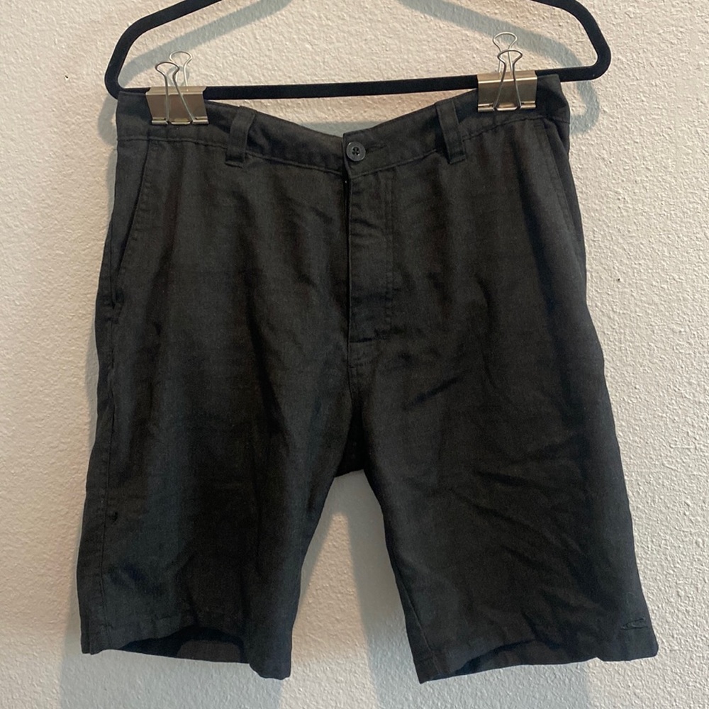 Mens oneill shorts size 32. Lightly worn.